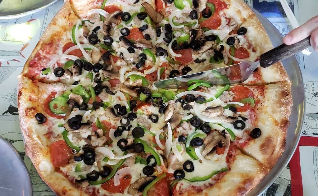 Pie Slingers Pizzeria | restaurant | 56A Fieldstone Pkwy, Rock Spring, GA 30739, USA | 7063759182 OR +1 706-375-9182