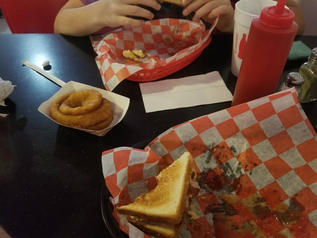 Penders Cafe | restaurant | 205 N Front St, Wilmington, NC 28401, USA | 9107624065 OR +1 910-762-4065