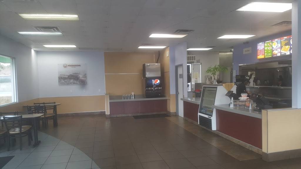 Yoshinoya Avenue P & County Club | restaurant | 540 W Avenue P, Palmdale, CA 93551, USA | 6612730637 OR +1 661-273-0637