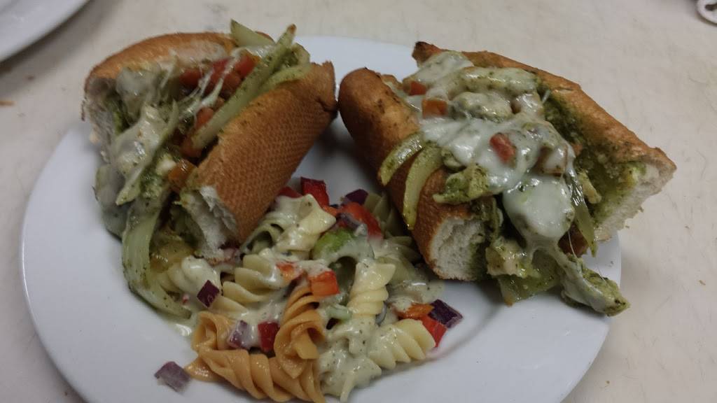 Rodolfos Pizza & Deli | restaurant | 2071 E Florida Ave, Hemet, CA 92544, USA | 9516586000 OR +1 951-658-6000