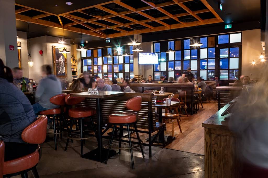 Union Chicken | restaurant | 17600 Yonge St, Newmarket, ON L3Y 4Z1, Canada | 9052357760 OR +1 905-235-7760