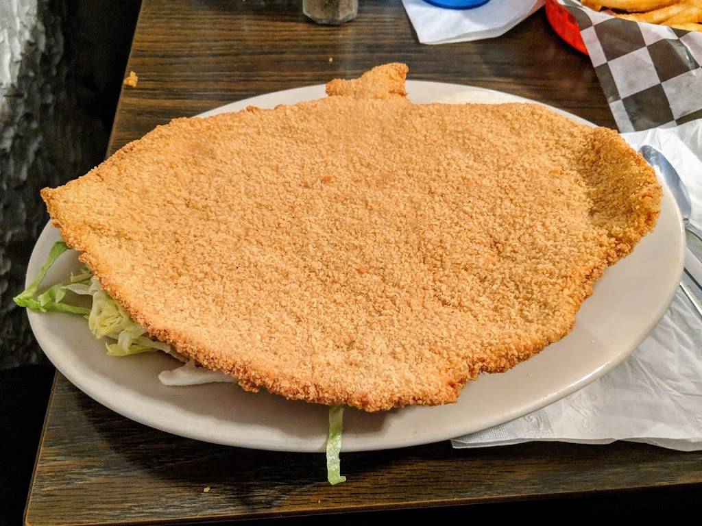 Brevins Downtown Eatery | restaurant | 200 S Main St, Churubusco, IN 46723, USA | 2606939340 OR +1 260-693-9340