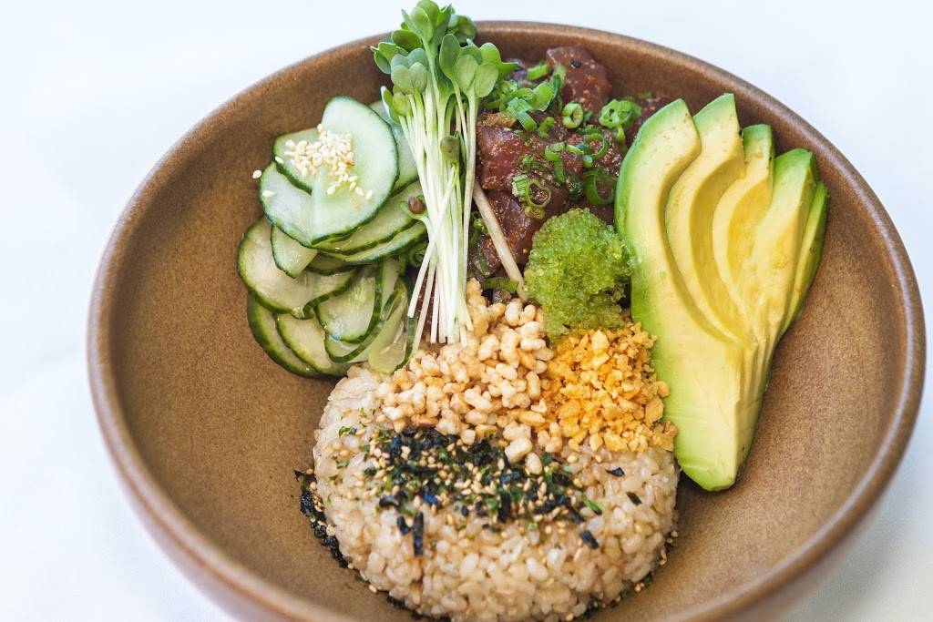 Chi Chi | restaurant | 415 S Belardo Rd, Palm Springs, CA 92262, USA | 7603183005 OR +1 760-318-3005