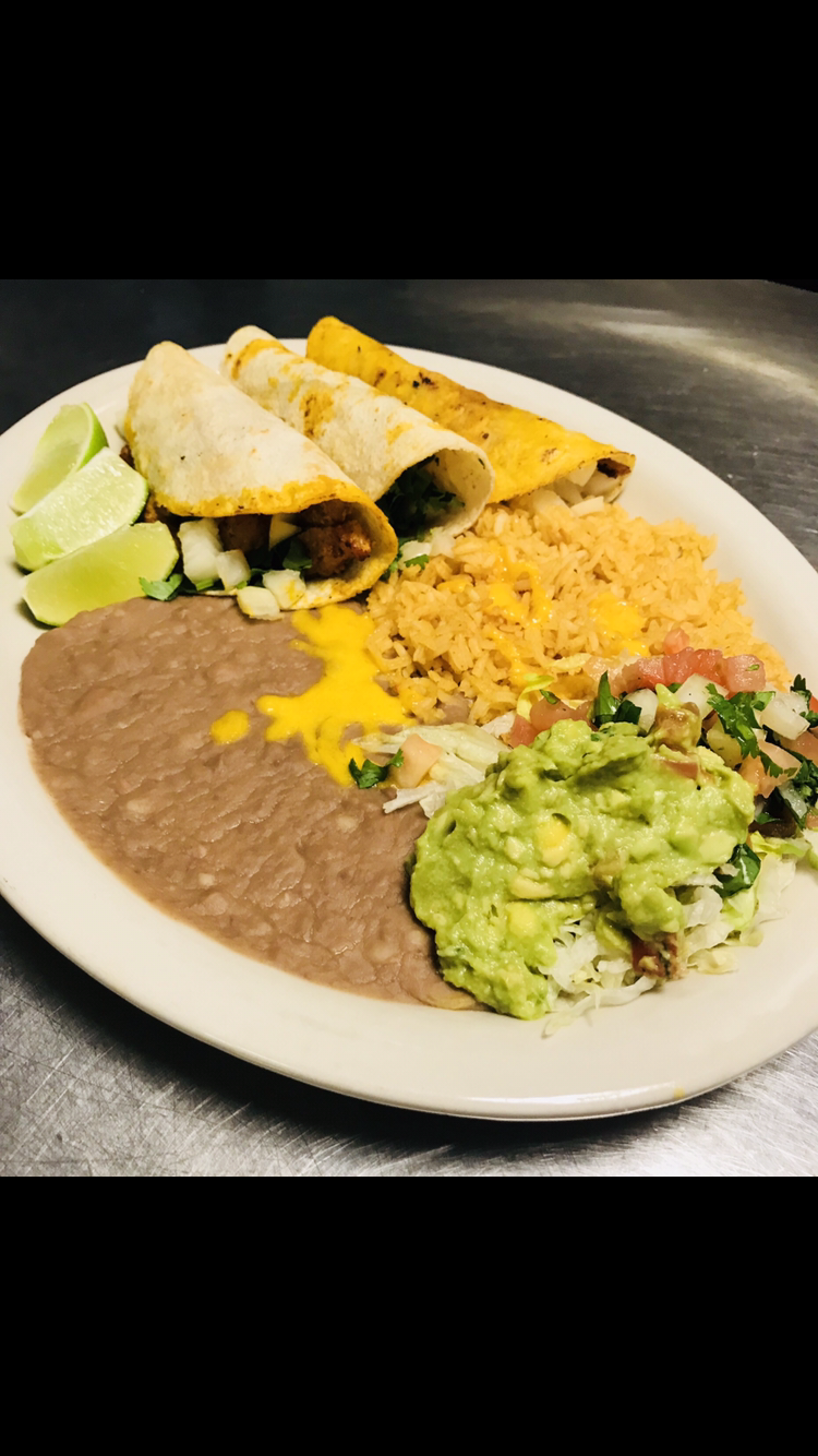 Los Habaneros Mexican Restaurant | restaurant | 131 Carmichael Rd Suite 106, Hudson, WI 54016, USA | 7158088548 OR +1 715-808-8548