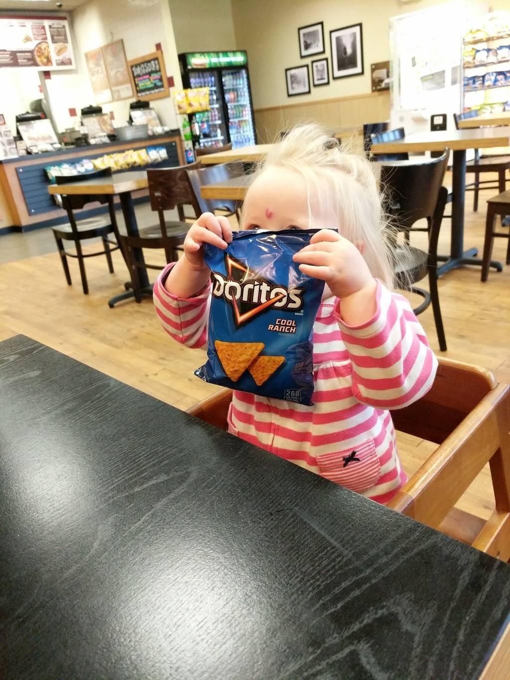 DAngelo | meal takeaway | 211 North St, Foxborough, MA 02035, USA | 5085432342 OR +1 508-543-2342