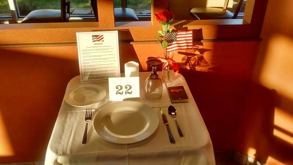 Burger King | restaurant | 802 Lee Ave, Festus, MO 63028, USA | 6369331974 OR +1 636-933-1974