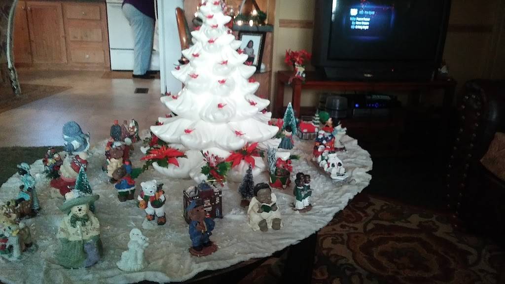 Holiday Shore Country Store | restaurant | 6767 Warren Chapel Rd, Sparta, GA 31087, USA | 7064447771 OR +1 706-444-7771