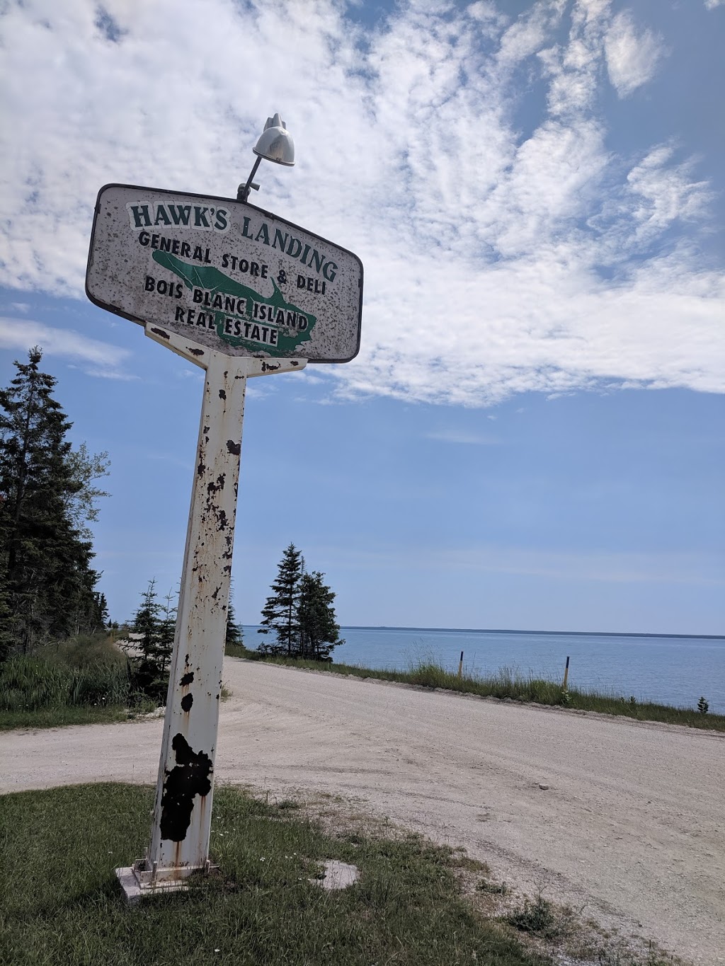 Island Diner | restaurant | Box 101 Hc 1, W Huron Dr, Bois Blanc Township, MI 49775, USA | 2316347375 OR +1 231-634-7375