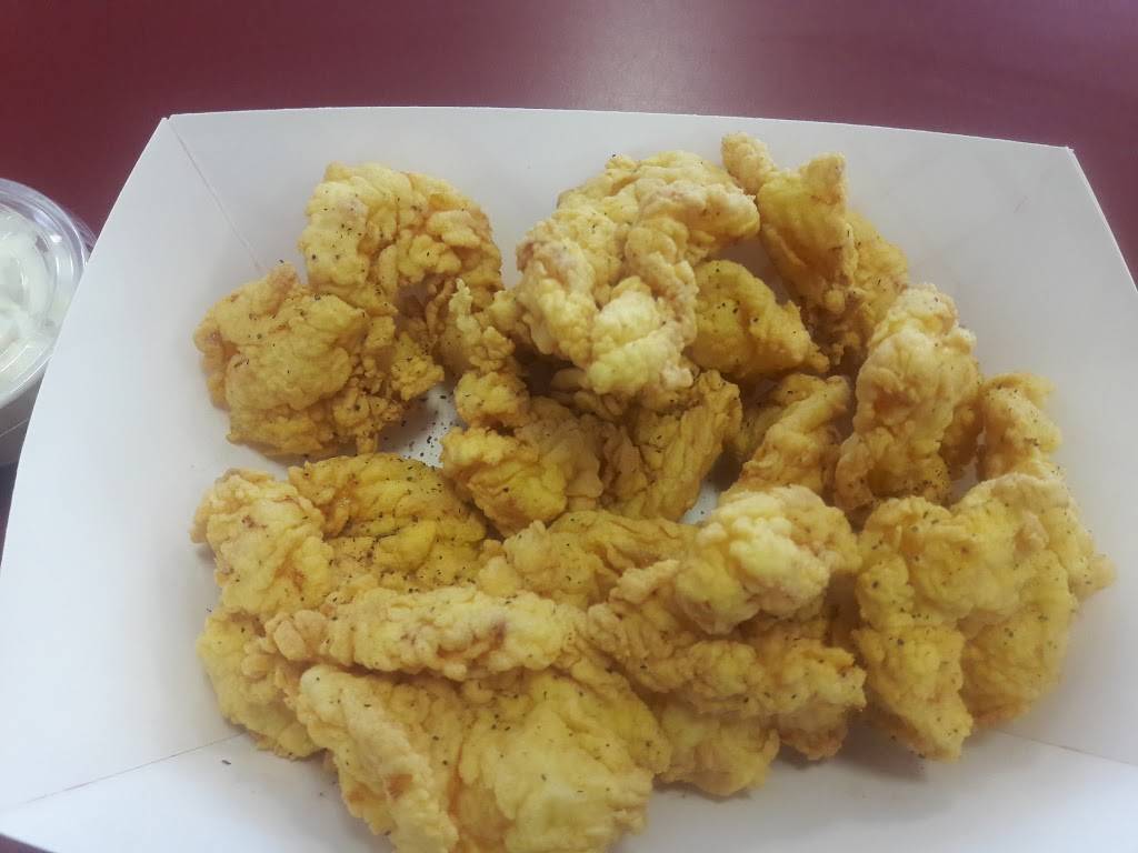 Charlies | restaurant | 188 Essex St, Lynn, MA 01902, USA | 7815958953 OR +1 781-595-8953