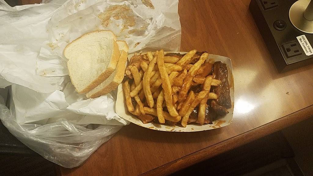 Leons Barbecue | restaurant | 4550 S Archer Ave, Chicago, IL 60632, USA | 7732474171 OR +1 773-247-4171