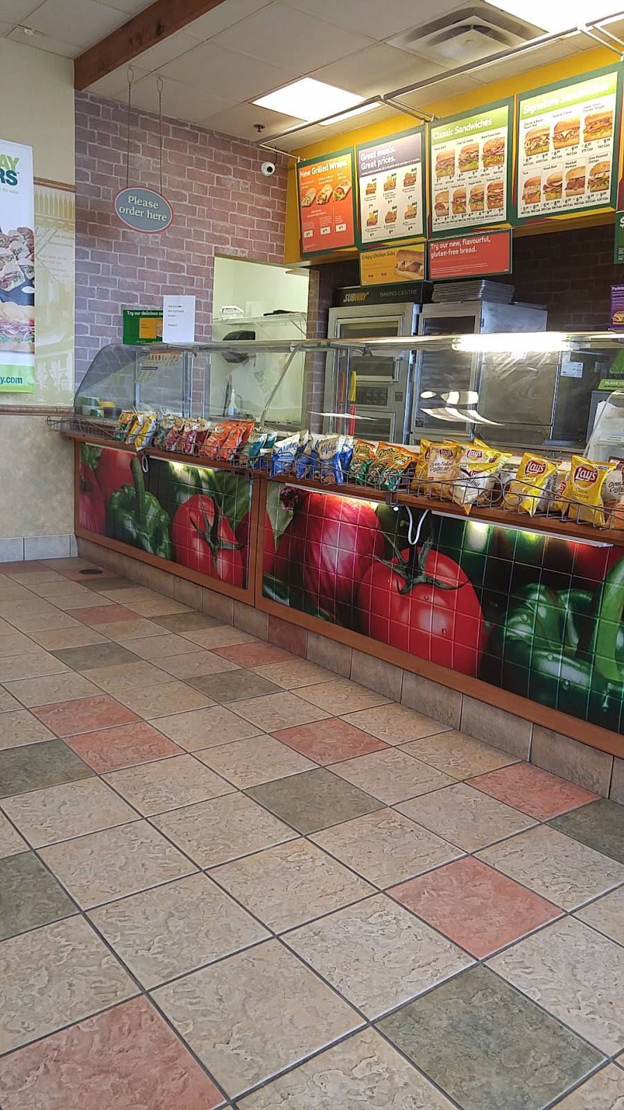 Subway | meal takeaway | 10909 Yonge St Unit #49, Richmond Hill, ON L4C 3E3, Canada | 9057705913 OR +1 905-770-5913
