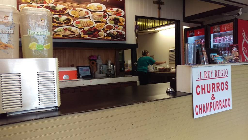 Pollos Asados Rey Regio | restaurant | 646 10th St, Hempstead, TX 77445, USA | 9799215023 OR +1 979-921-5023