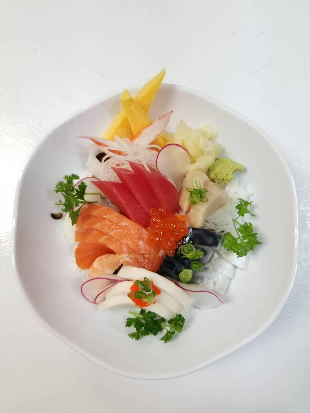 INDY Sushi & Hot Pot | restaurant | 2301, 14215 Centreville Square unit s, Centreville, VA 20121, USA | 5716555995 OR +1 571-655-5995