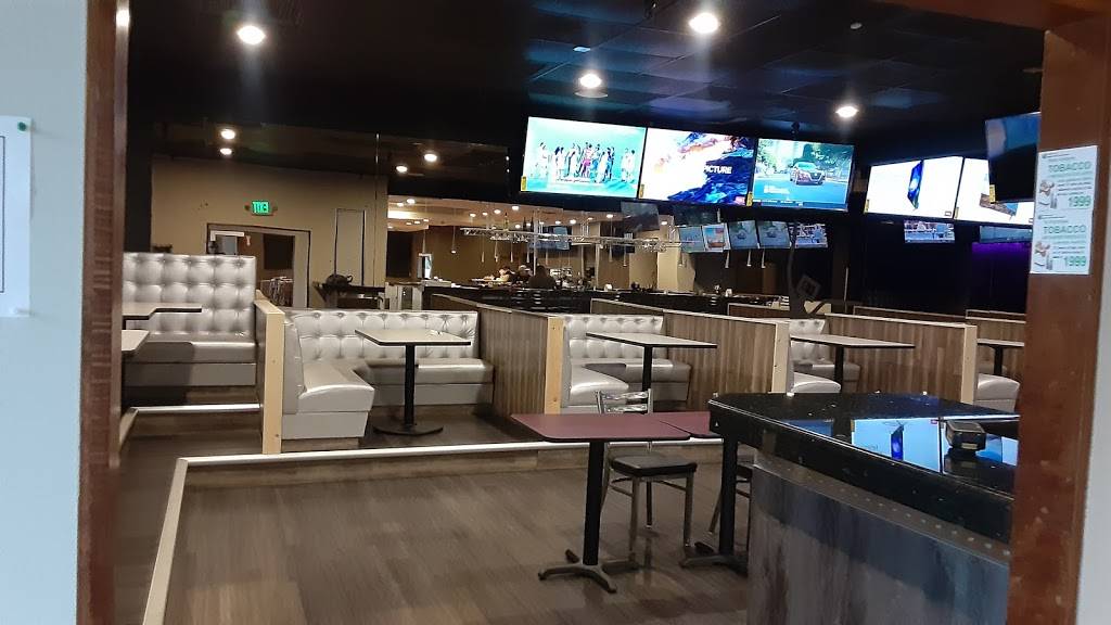 El Piketon Restaurant and Lounge | restaurant | 19611 84th Ave S, Kent, WA 98032, USA | 2532377319 OR +1 253-237-7319