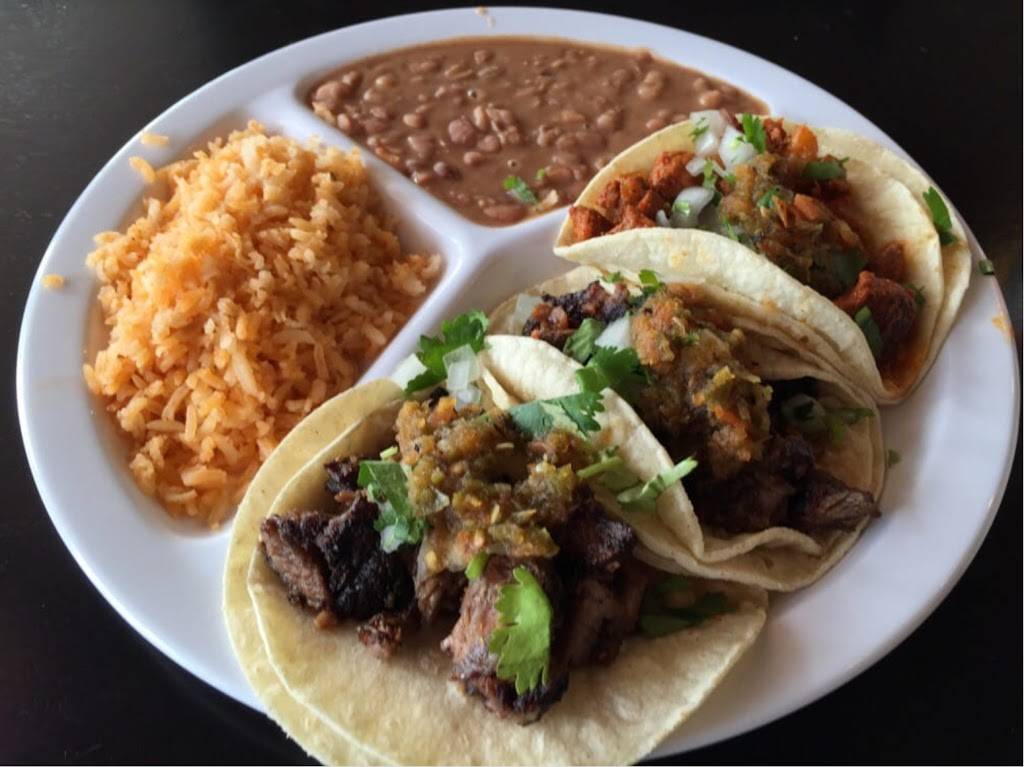 Taqueria La Central | restaurant | 5640 Clinton Hwy, Knoxville, TN 37912, USA | 8652498417 OR +1 865-249-8417