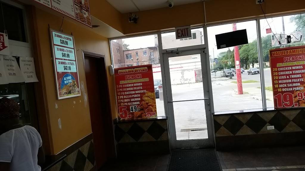 J & J Fish | restaurant | 8524 S Stony Island Ave, Chicago, IL 60617, USA | 7739338906 OR +1 773-933-8906