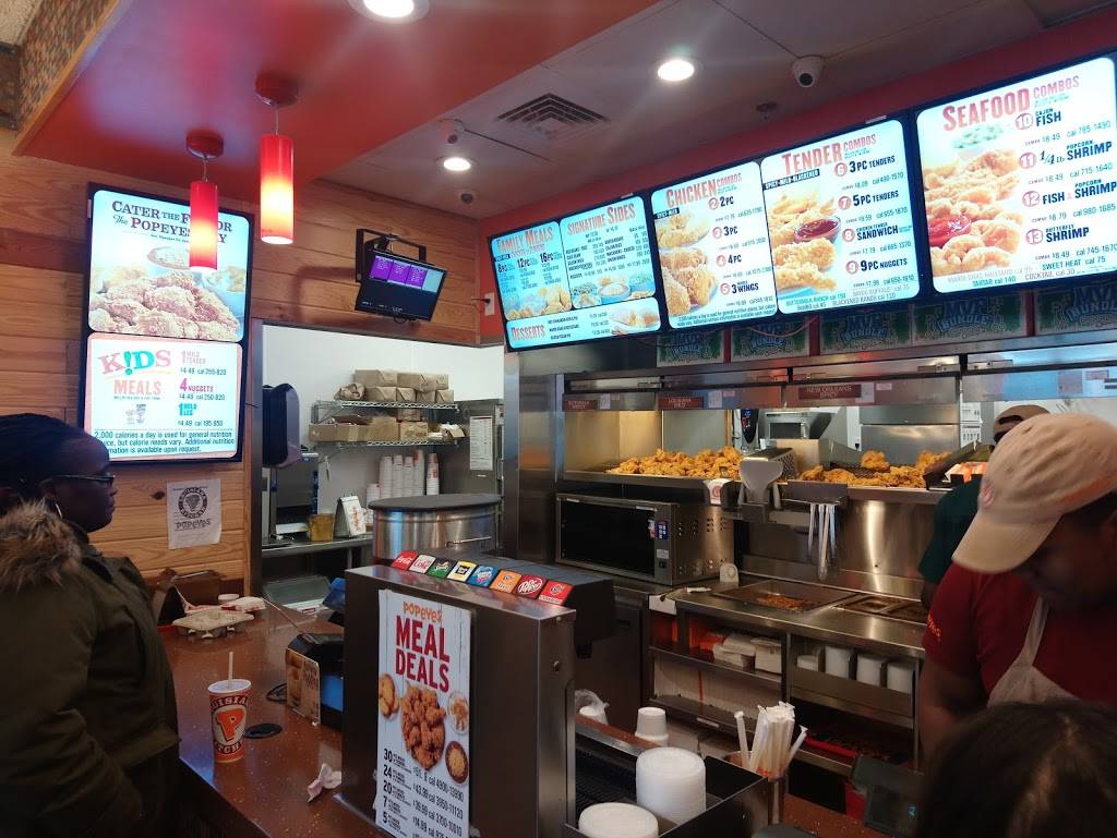 Popeyes Louisiana Kitchen | restaurant | 6590 Reisterstown Rd, Baltimore, MD 21215, USA | 4103585165 OR +1 410-358-5165