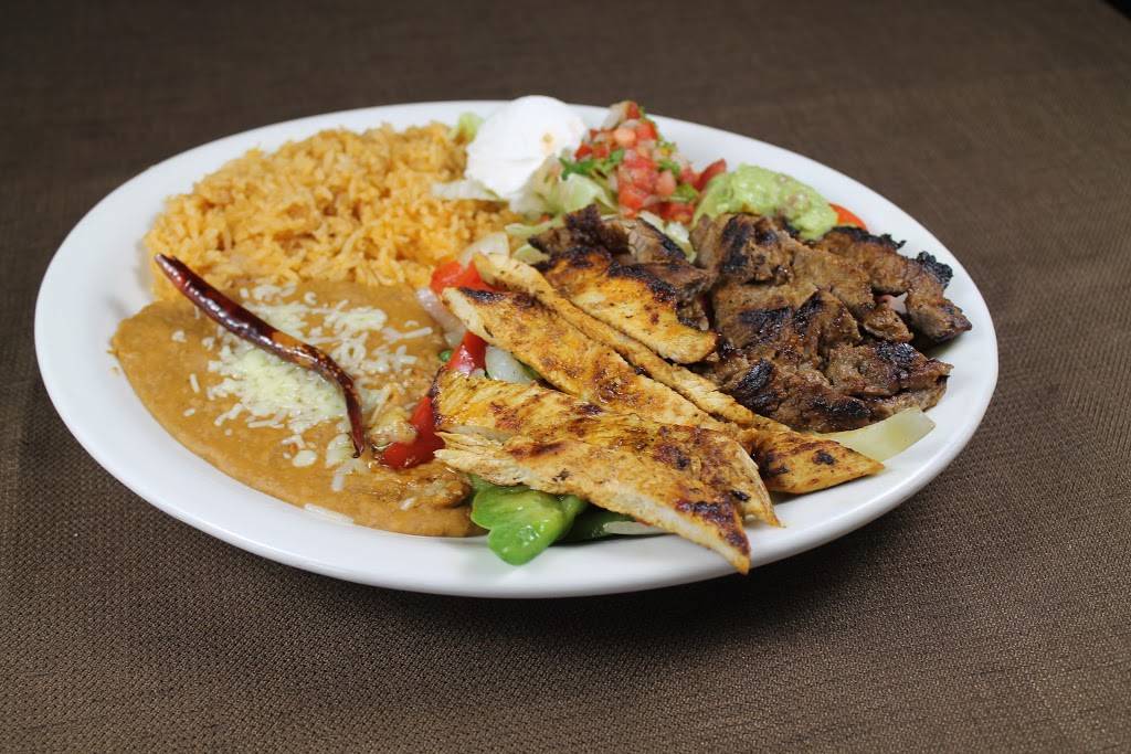 Gabinos Mexican Grill | restaurant | 789 GA-36 Ste B, Jackson, GA 30233, USA | 4702515243 OR +1 470-251-5243