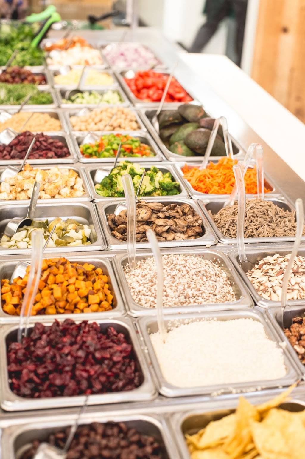 sweetgreen | meal takeaway | 1512 Connecticut Ave NW, Washington, DC 20036, USA | 2023879338 OR +1 202-387-9338