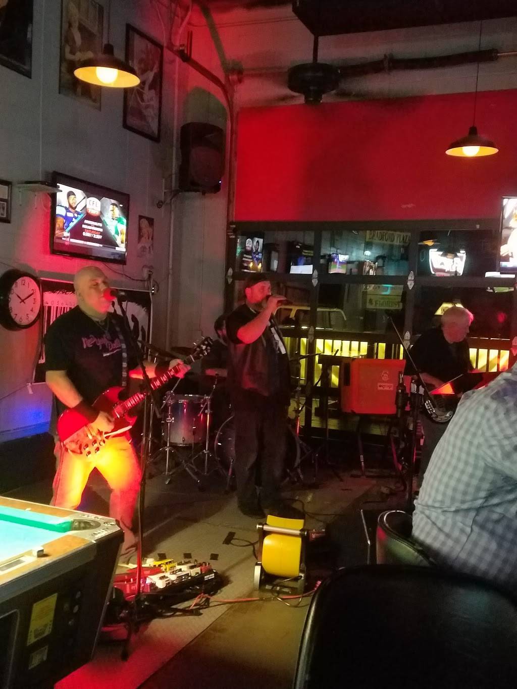 The Station | restaurant | 1205 NE Main St b, Simpsonville, SC 29681, USA | 8647571166 OR +1 864-757-1166