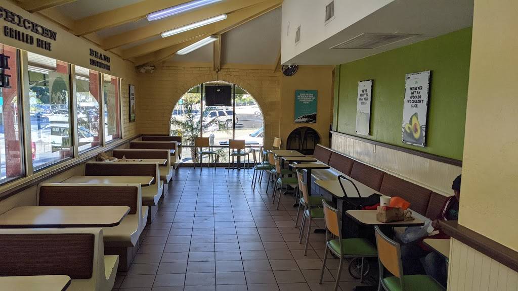 Del Taco | meal takeaway | 1155 B St, San Diego, CA 92101, USA | 6192398226 OR +1 619-239-8226