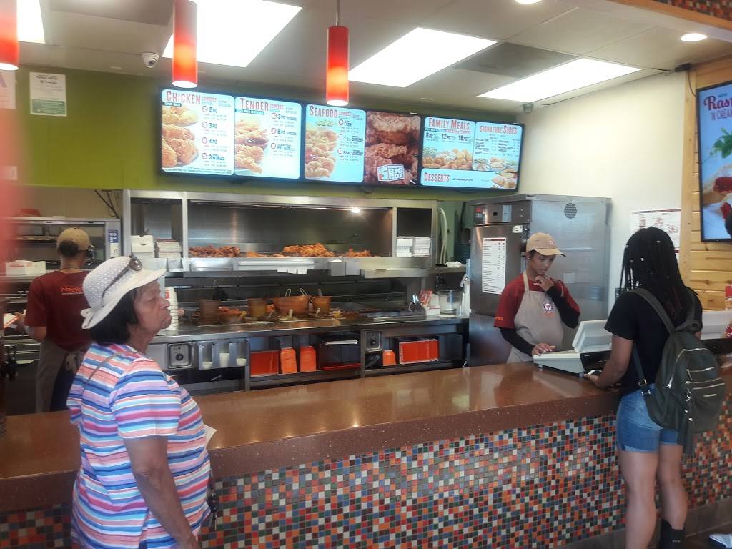 Popeyes Louisiana Kitchen | restaurant | 939 W Ave J, Lancaster, CA 93534, USA | 6619490104 OR +1 661-949-0104