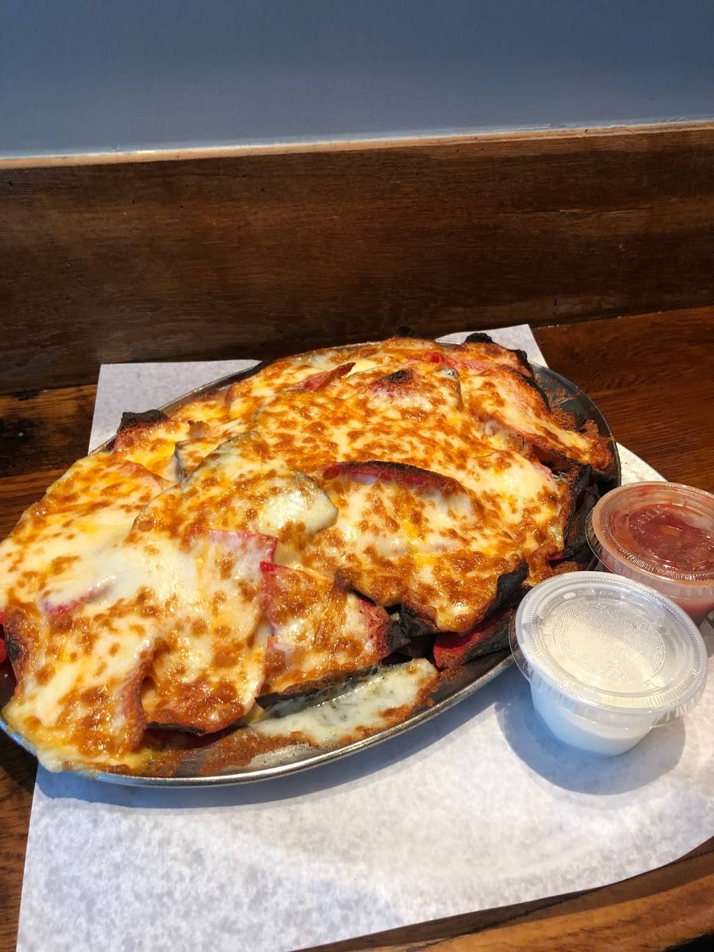 Max & Leos Pizza Newton | restaurant | 325 Washington St, Newton, MA 02458, USA | 6172447200 OR +1 617-244-7200