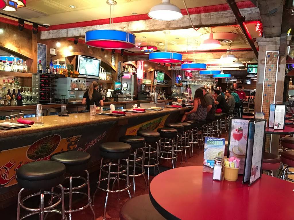 Pappasitos Cantina | restaurant | 13750 Southwest Fwy, Sugar Land, TX 77478, USA | 2815659797 OR +1 281-565-9797