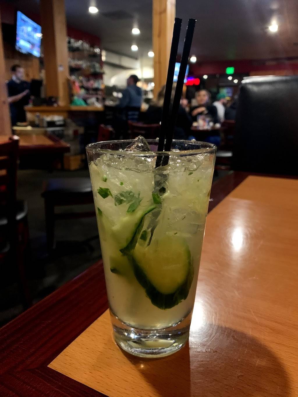 The Fireside Grill | restaurant | 8136 SW Hall Blvd, Beaverton, OR 97008, USA | 5037474661 OR +1 503-747-4661