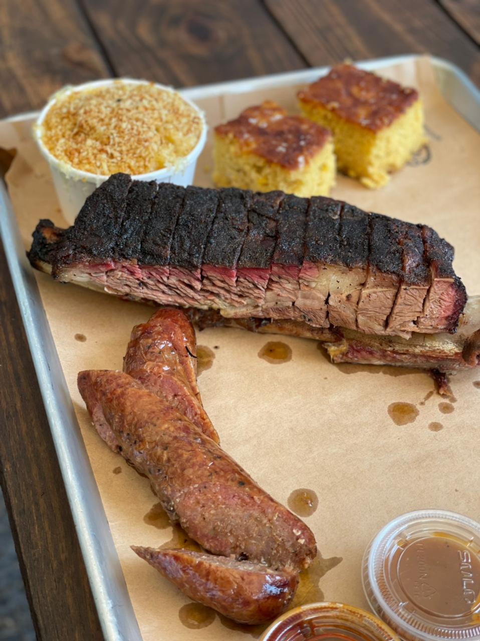 Drinking Pig BBQ | meal takeaway | 845 NE 151st St, Miami, FL 33162, USA | 9545893759 OR +1 954-589-3759