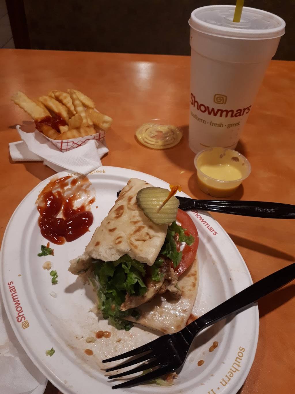 Showmars Eastway Dr. | restaurant | 3225 Eastway Dr, Charlotte, NC 28205, USA | 7045680565 OR +1 704-568-0565