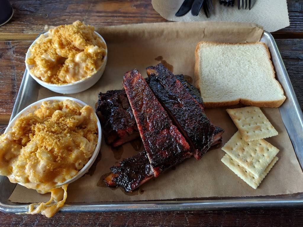 Blue Oak BBQ | restaurant | 900 N Carrollton Ave, New Orleans, LA 70119, USA | 5048222583 OR +1 504-822-2583