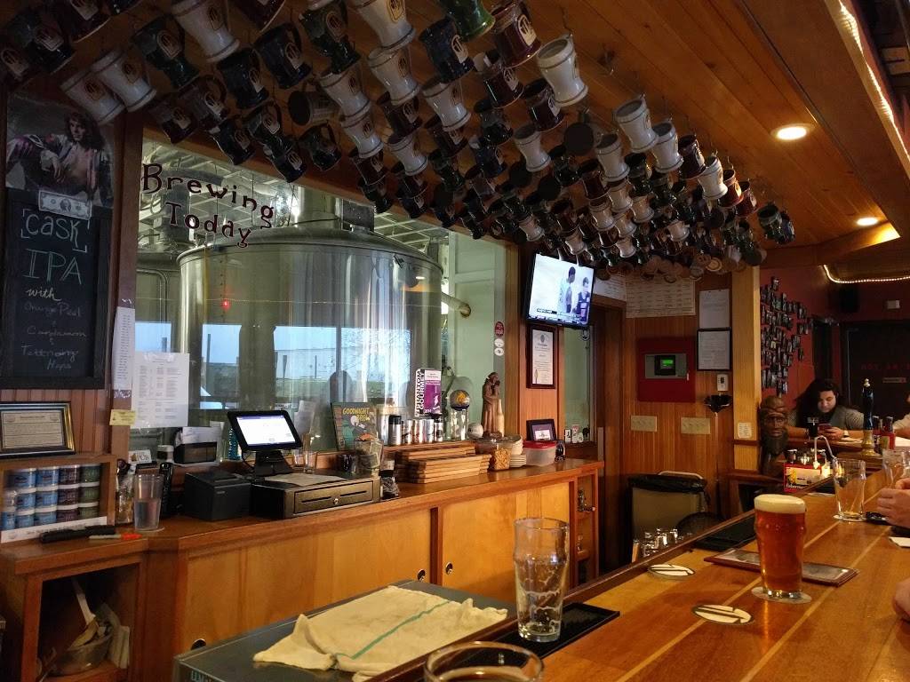 Cape Ann Brewing Co | restaurant | 11 Rogers St, Gloucester, MA 01930, USA | 9782827399 OR +1 978-282-7399