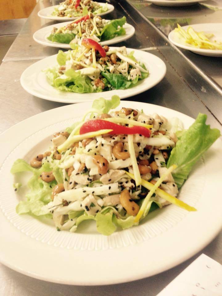 Willowtree Inn Restaurant | restaurant | 601 Ann St, Stroudsburg, PA 18360, USA | 5704760211 OR +1 570-476-0211