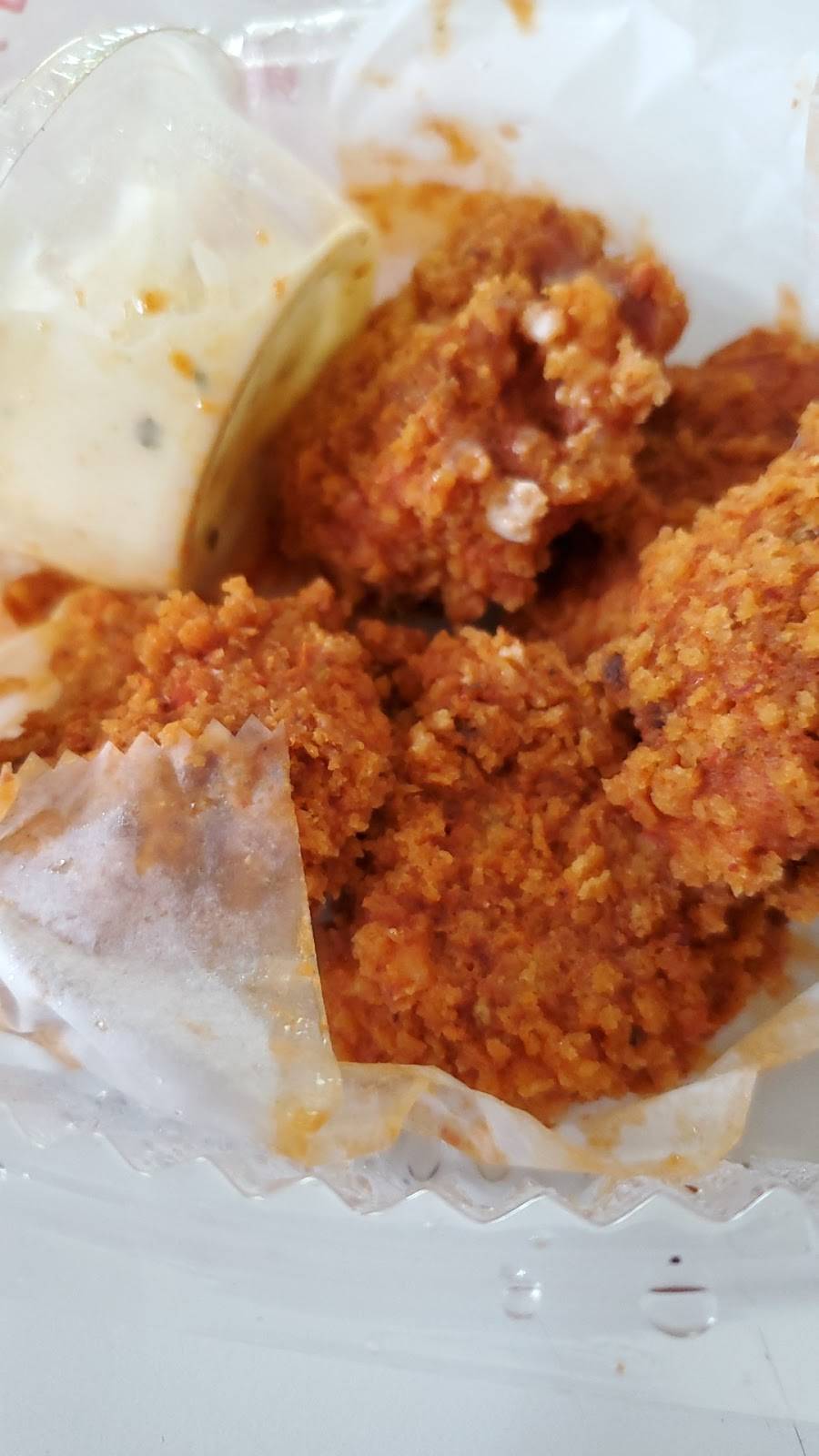 CC’s Icees Galore | restaurant | 1626 Main St, Alton, IL 62002, USA | 6184338300 OR +1 618-433-8300