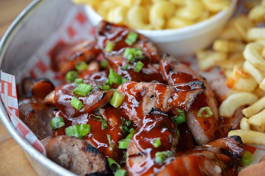 Lil Piggys Bar-B-Q | meal delivery | 1201 1st St, Coronado, CA 92118, USA | 6195220217 OR +1 619-522-0217