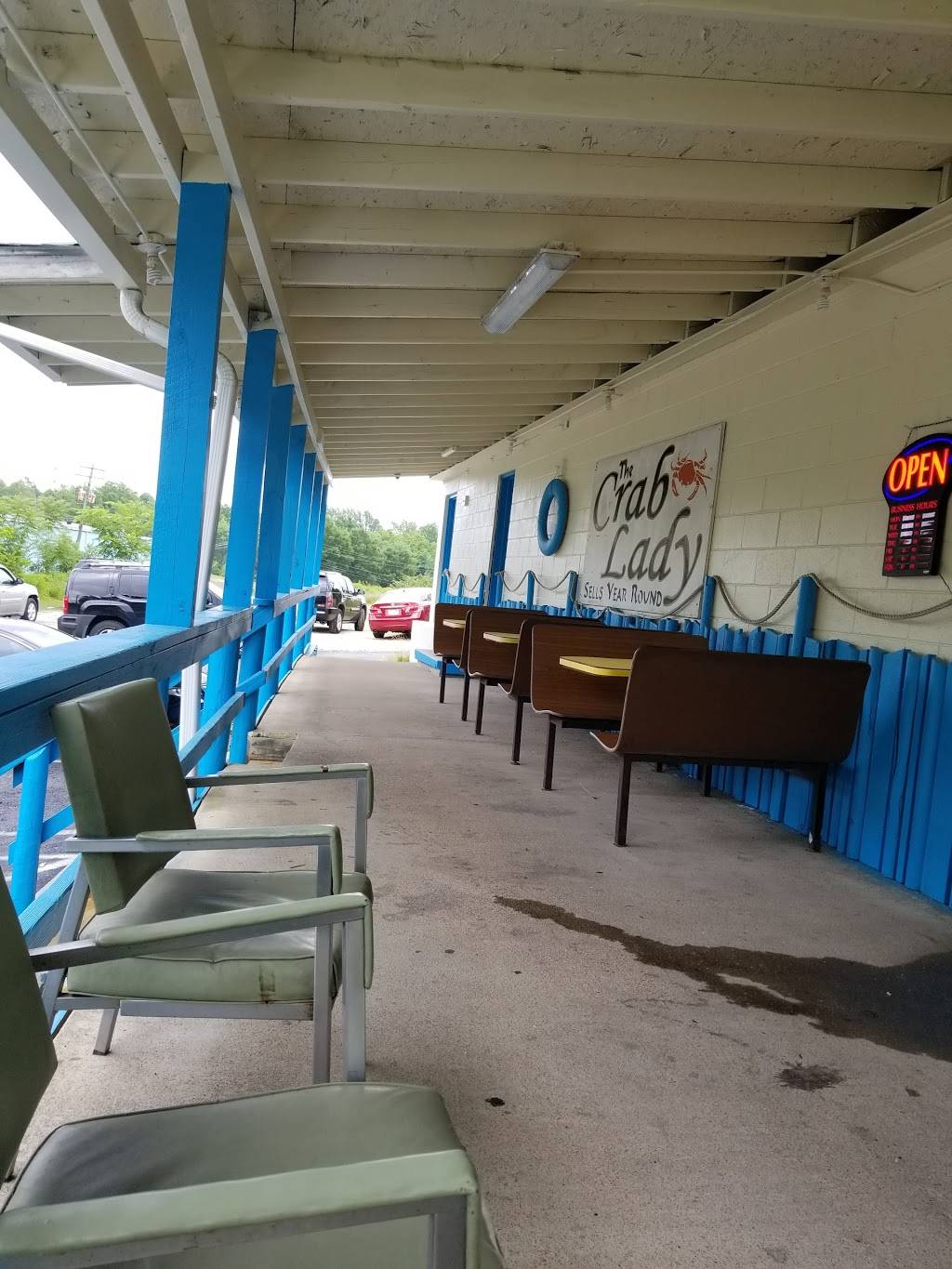 The Crab Lady | restaurant | 2207 Gordon Ln, Richmond, VA 23223, USA | 8042222722 OR +1 804-222-2722