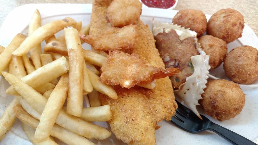 Captain Ds | restaurant | 5854 Hwy 6 N, Houston, TX 77084, USA | 2818580505 OR +1 281-858-0505