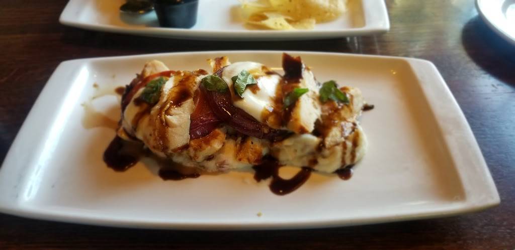 Applebees Grill + Bar | restaurant | 16867 Sierra Lakes Pkwy, Fontana, CA 92336, USA | 9098541003 OR +1 909-854-1003