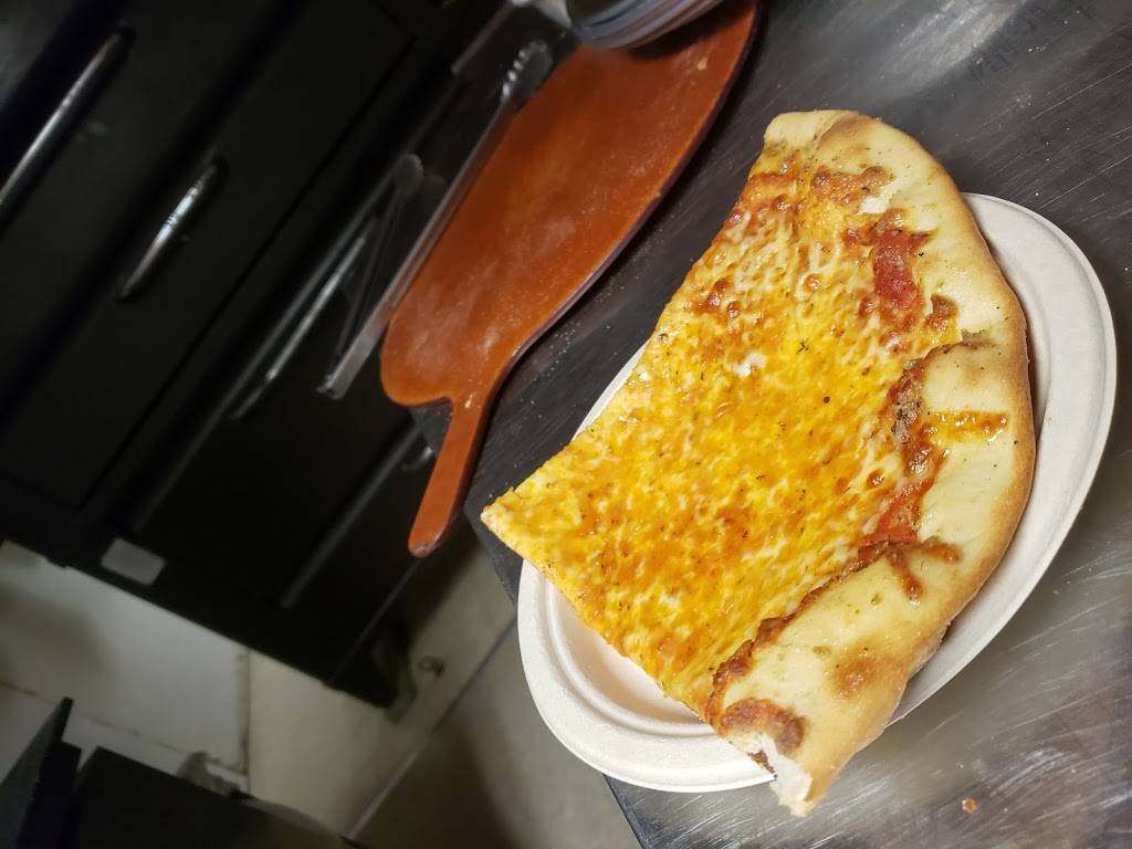 Celestial Pizza | restaurant | 1413 Webberville Rd, Austin, TX 78721, USA | 5127493313 OR +1 512-749-3313