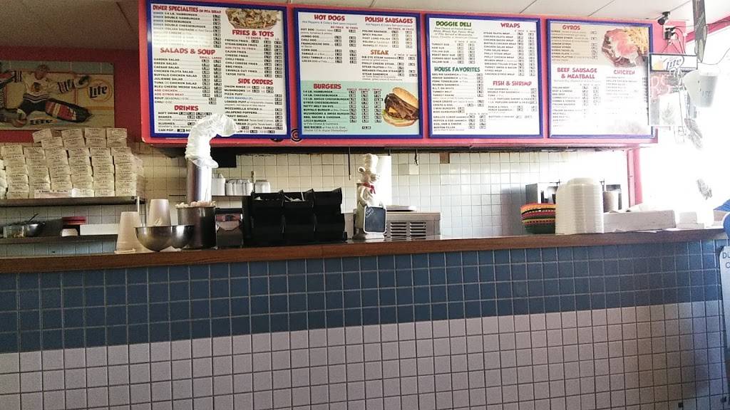 Doggie Diner | meal takeaway | 7536 Janes Ave, Woodridge, IL 60517, USA | 6309858008 OR +1 630-985-8008