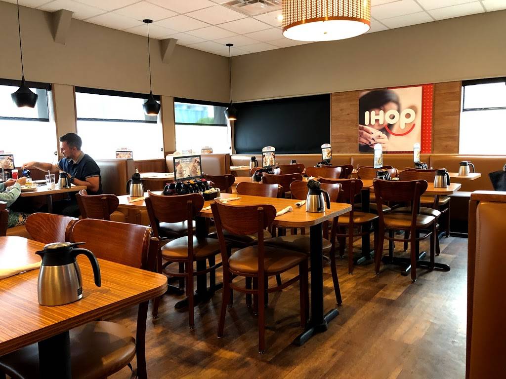 IHOP | restaurant | 6928 Collins Ave, Miami Beach, FL 33141, USA | 3058668961 OR +1 305-866-8961