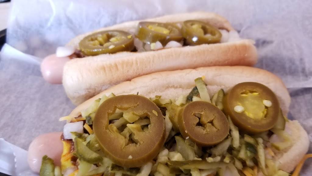 Crazy Charlies | restaurant | 2184 Wealthy St SE, East Grand Rapids, MI 49506, USA | 6164516720 OR +1 616-451-6720