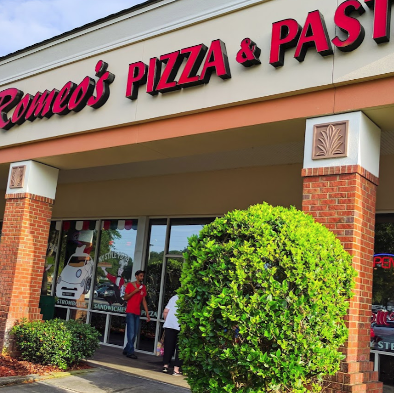 Romeos Pizza & Pasta | restaurant | 2346 Griffin Rd, Lakeland, FL 33810, USA | 8638168100 OR +1 863-816-8100