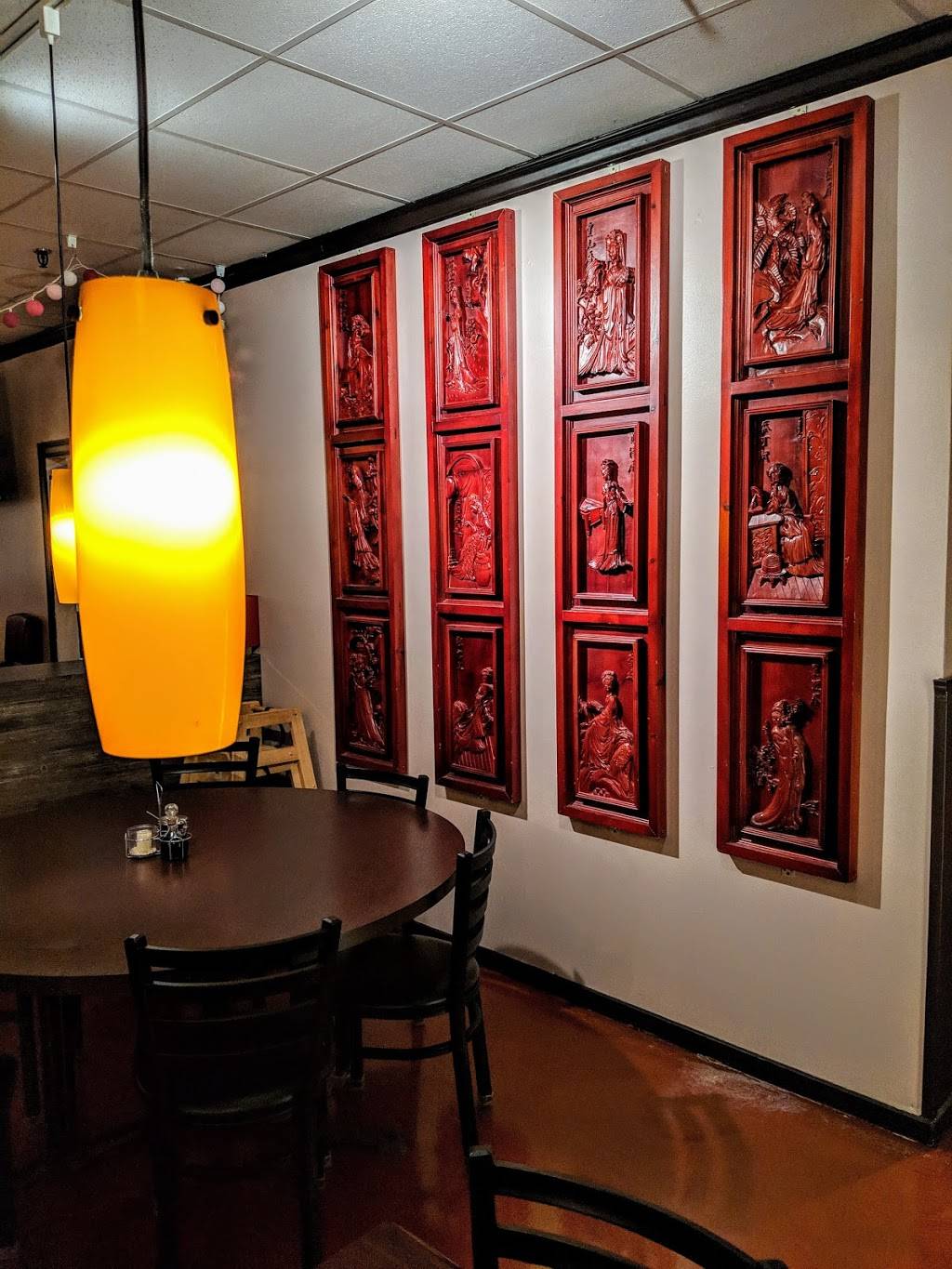 Chamber Red Chinese Bistro | restaurant | 1554 E Main St, St. Charles, IL 60174, USA | 6307975155 OR +1 630-797-5155