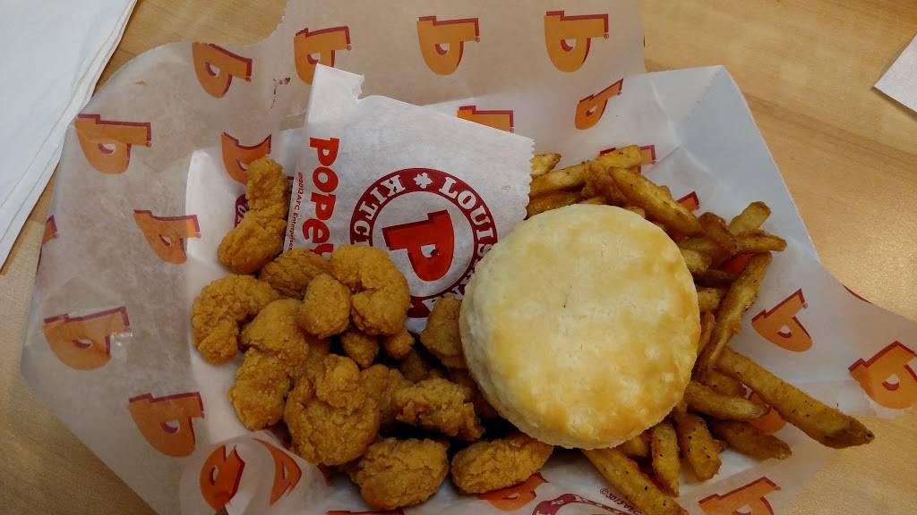 Popeyes Louisiana Kitchen | restaurant | 290 E Round Grove Rd, Lewisville, TX 75067, USA | 9723152322 OR +1 972-315-2322