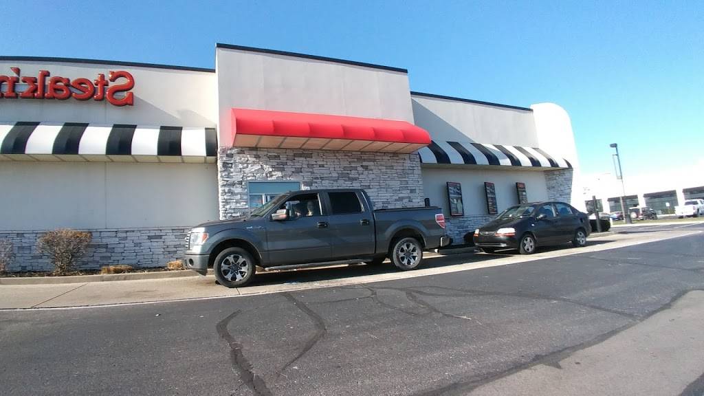 Steak n Shake | restaurant | 2202 W Southport Rd, Indianapolis, IN 46217, USA | 3178840082 OR +1 317-884-0082