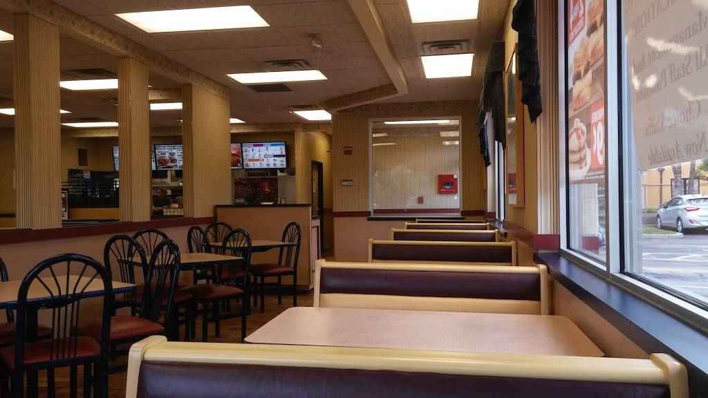 Burger King | restaurant | 1010 Bald Hill Rd, Warwick, RI 02886, USA | 4018286391 OR +1 401-828-6391