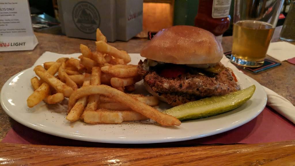 Cherry Creek Hideway | restaurant | 565 Bangor Mountain Rd, Stroudsburg, PA 18360, USA | 5708016022 OR +1 570-801-6022