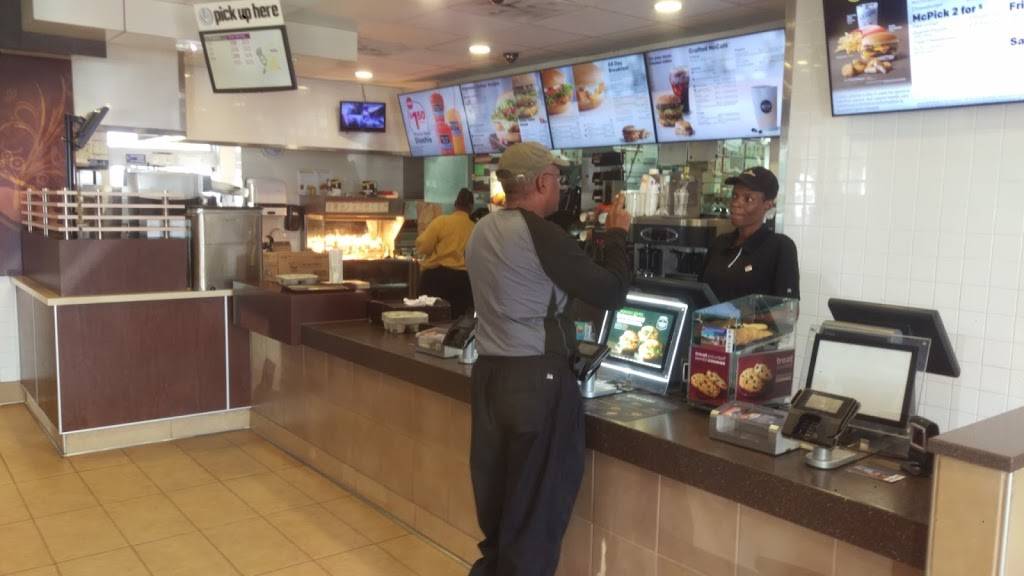 McDonalds | cafe | 2448 N Slappey Blvd, Albany, GA 31701, USA | 2294365522 OR +1 229-436-5522